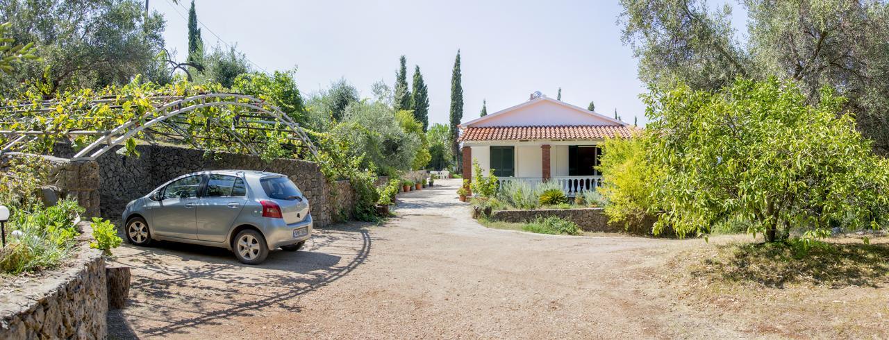 Olive Grove And Sea View Villa Agios Spyridon (Corfu)